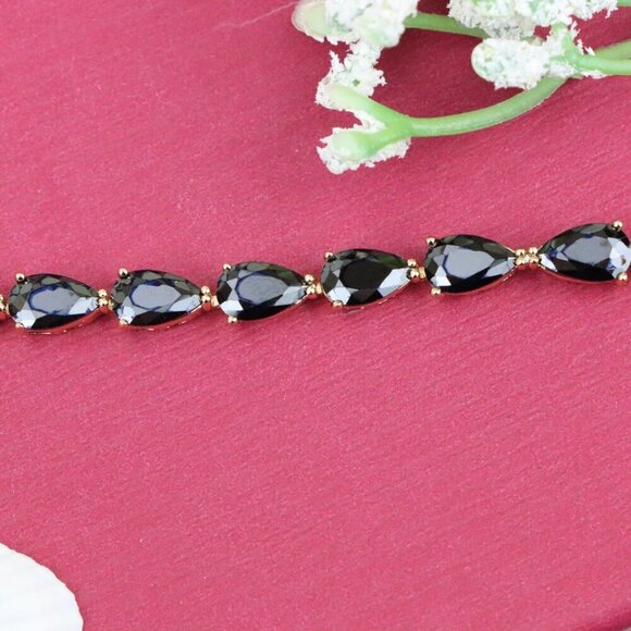 "Rose Gold Bracelet with Black Teardrop Stones – Bold & Elegant, XPBL0814 - Picture 11 of 12